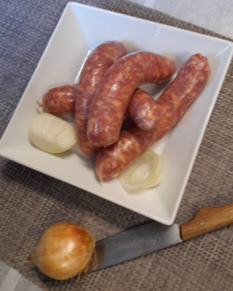 saucisse-oignon-Aq2Jv4MZ0XUg8e46